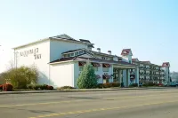 Landmark Inn Hotels in 