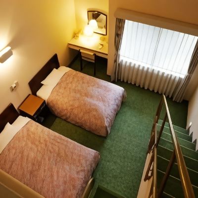 メゾネット(ベッド4台)(浴室) 静波リゾートホテル・スウィングビーチ クーポン