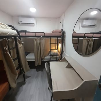Co.Living Hostel Bandar