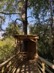 K m 6 River Lodge