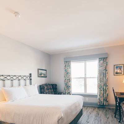 Traditional Room, 1 King Bed, Harbor View Loyalist Country Inn & Conference Centre Promo Code