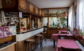 Chambres d'Hotes Lagarde - Housity