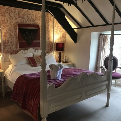 King-Premium-Ensuite With Shower The Nobody Inn Promo Code