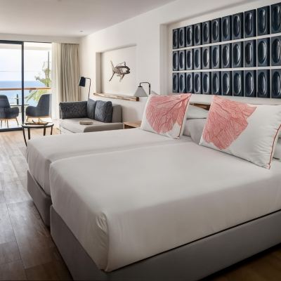 Junior Suite, Sea View, High Floor (2 Guests) Hotel Fariones Promo Code