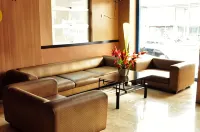 GV Hotel - Talisay City