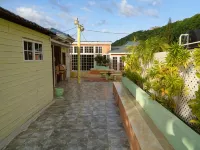 Tropical Court Hotel Hôtels à : 