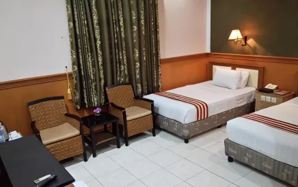 Anggraeni Hotel Tanjung