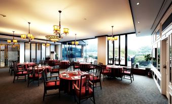 Chuncheon Bears Hotel - Housity