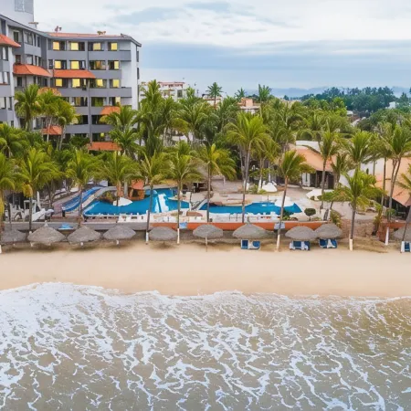 Luna Palace Hotel and Suites