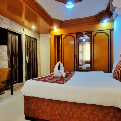 Executive Room with Mountain View Auckland Hotel Promo Code