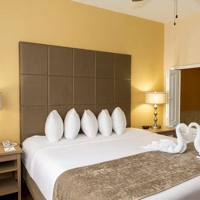 Two-Bedroom Suite Floridays Resort Orlando Promo Code