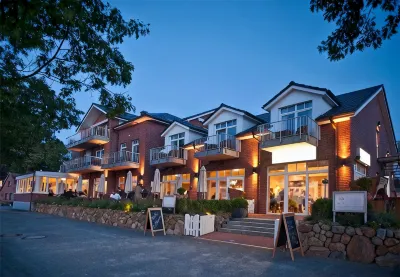 Heikendorf Ostseebad Strandhotel mit Sauna by Belvilla Hotels in 