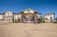 Canalta Camrose Hotel a 
