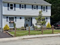 Westerly Getaway- Short drive to the beach, Walk to Downtown Shops & Restaurants