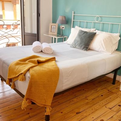 Standard Double Room with Shared Bathroom Leon Hostel Promo Code