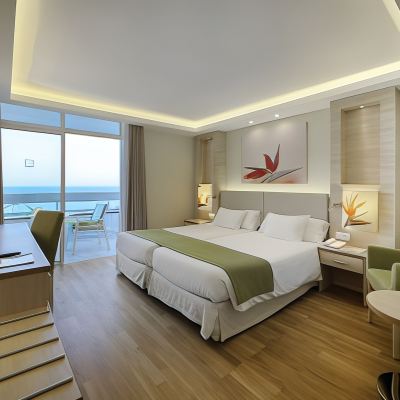 Double Room with Partial Sea View