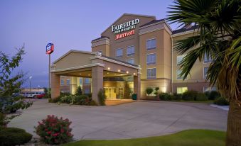 Fairfield Inn & Suites Waco North
