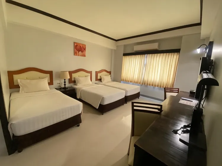 ห้องซูพีเรียร์ 3 ที่นอน