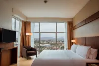 Holiday Inn GUAYAQUIL AIRPORT by IHG Hotel a 