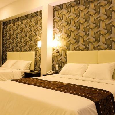 Family - 2 King Beds Lilly Hotel Promo Code