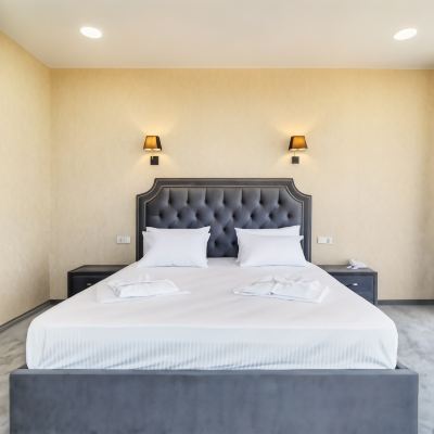 3-Room Deluxe With Pool View Grand Sapphire Promo Code