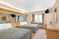Sturbridge Plaza Hotel