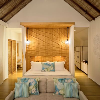 Senior Water Villa Constance Moofushi Maldives Promo Code