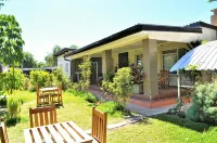 Natwange Backpackers Hotel di 