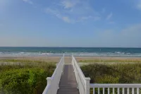 Crystal Coast Paradise: Oceanfront Home with Stunning Views, West, Emerald Isle!