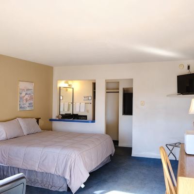 Standard King Room High Chaparral Inn Promo Code