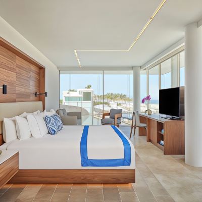 Villa, 5 Bedrooms, Oceanfront (with Butler Service)