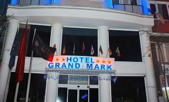Hotel Grand Mark