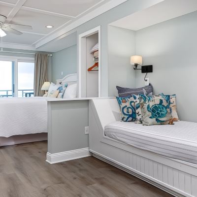 Premium Oceanfront King Room