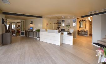 Ostella Spa & Resort - Housity