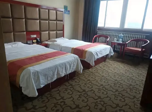Huangling Yaheng Business Hotel (South Building)