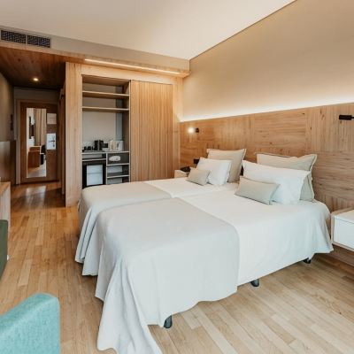 Premium Twin Room with Pool View Hotel Minho Promo Code