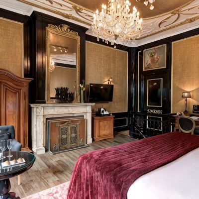 Royal Suite, Jetted Tub (Split Level) The Toren Promo Code