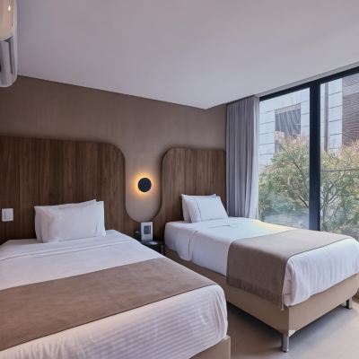 Standard Twin Room Hotel Lincoln Promo Code