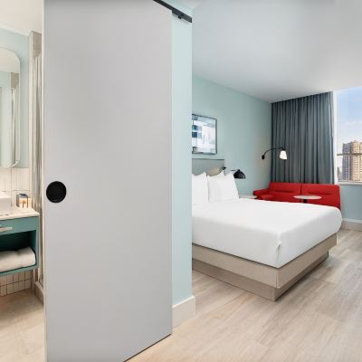 Deluxe King Room with City View Hyatt Place London City East Promo Code