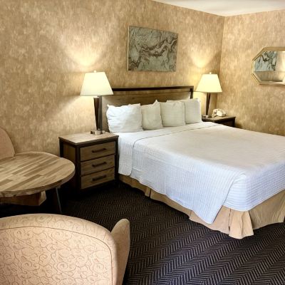 King Room Cedar Lodge Promo Code
