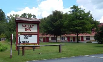 Valley Inn - Hamilton GA