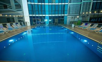 New Wave Hotel - Housity