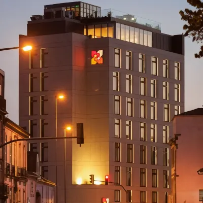 Porto Downtown Hotels near Campanhã