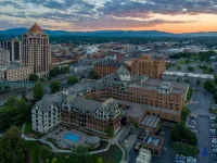 The Hotel Roanoke & Conference Center, Curio Collection by Hilton