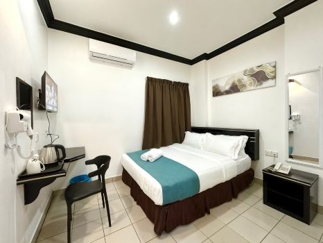Hotel Tourist City Centre by HotSpot Essential