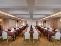 Venus International Hotel (Fengshun Huamao Hot Spring)