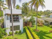 Beautiful Beachfront house, ideal for big families Hoteles en 