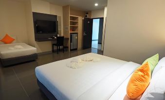 Clover Hotel Hatyai