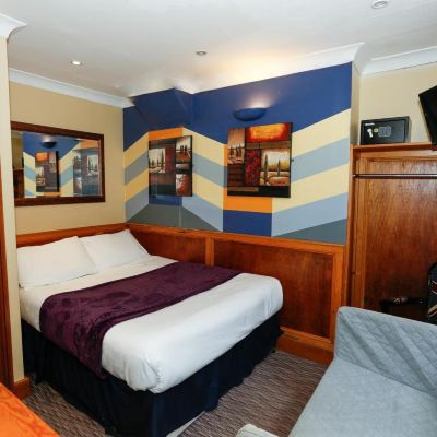 Superior Double Room Ensuite KX Rooms Promo Code