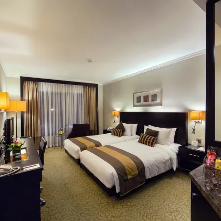 Ramada Plaza by Wyndham Dubai Deira